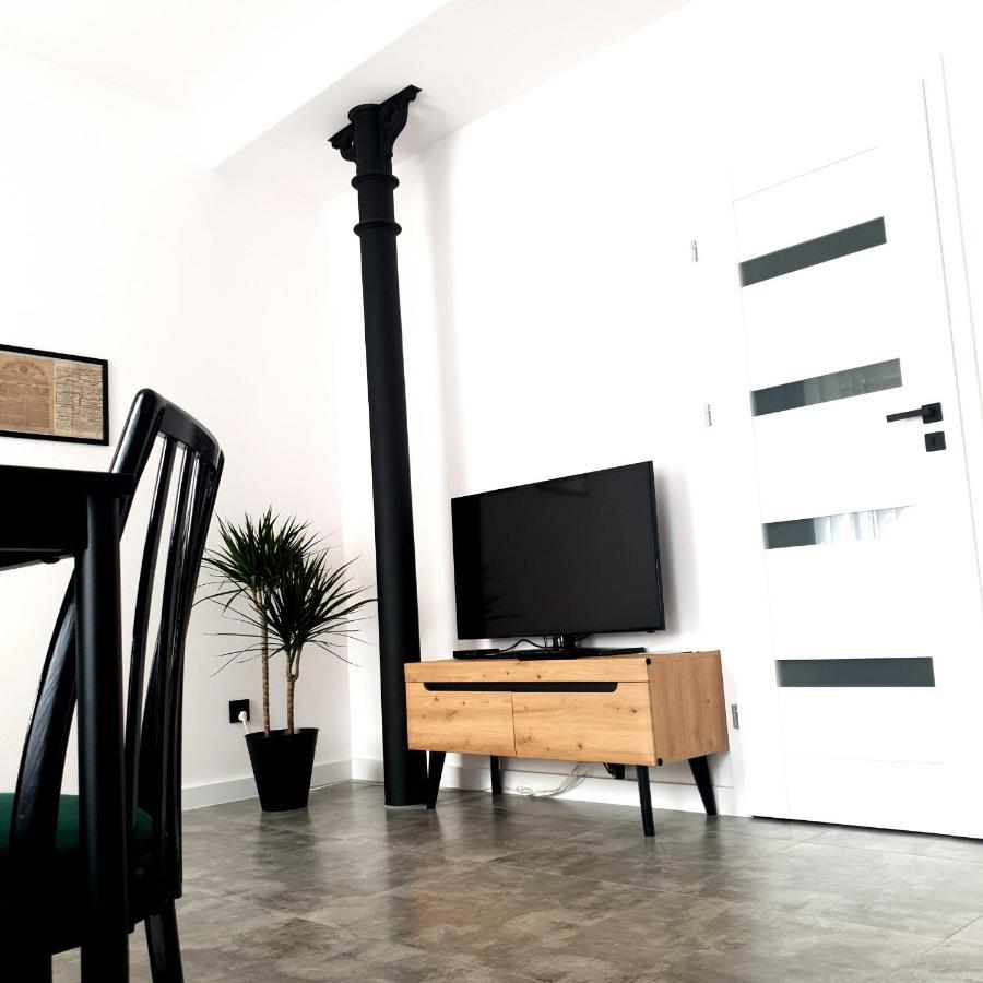 Apartament Z Historia Jelenia Góra Kültér fotó